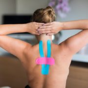 Krankengymnastik mit Kinesiotape Lymphtape Physiotherapie München